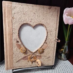 Rustic Heart charming VTG Photo Album